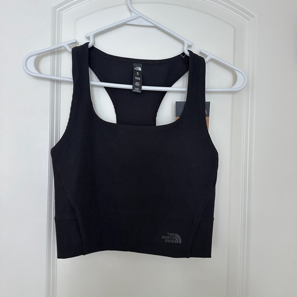 The North Face Women’s Black Rib-Knit Tank - Medium NWT - Picture 4 of 7